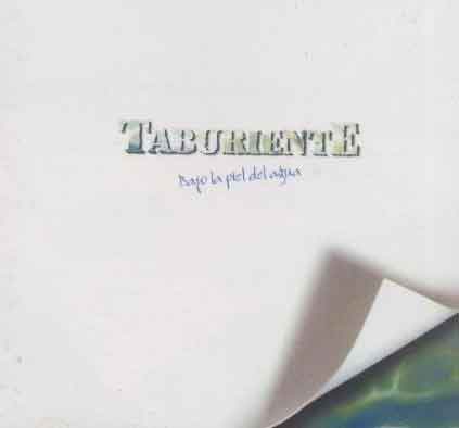 BAJO LA PIEL DEL AGUA