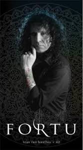 TRAS TUS HUELLAS -LTD BOOK-