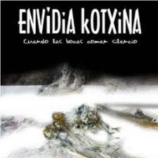 CUANDO LAS BOCAS COMEN SILENCIO