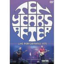 LIVE PERFORMANCE 1975